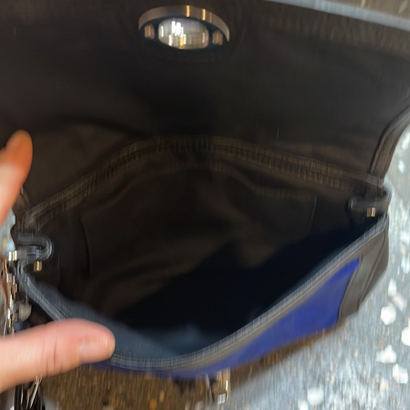 Coach Clutch - Picture 6 of 8